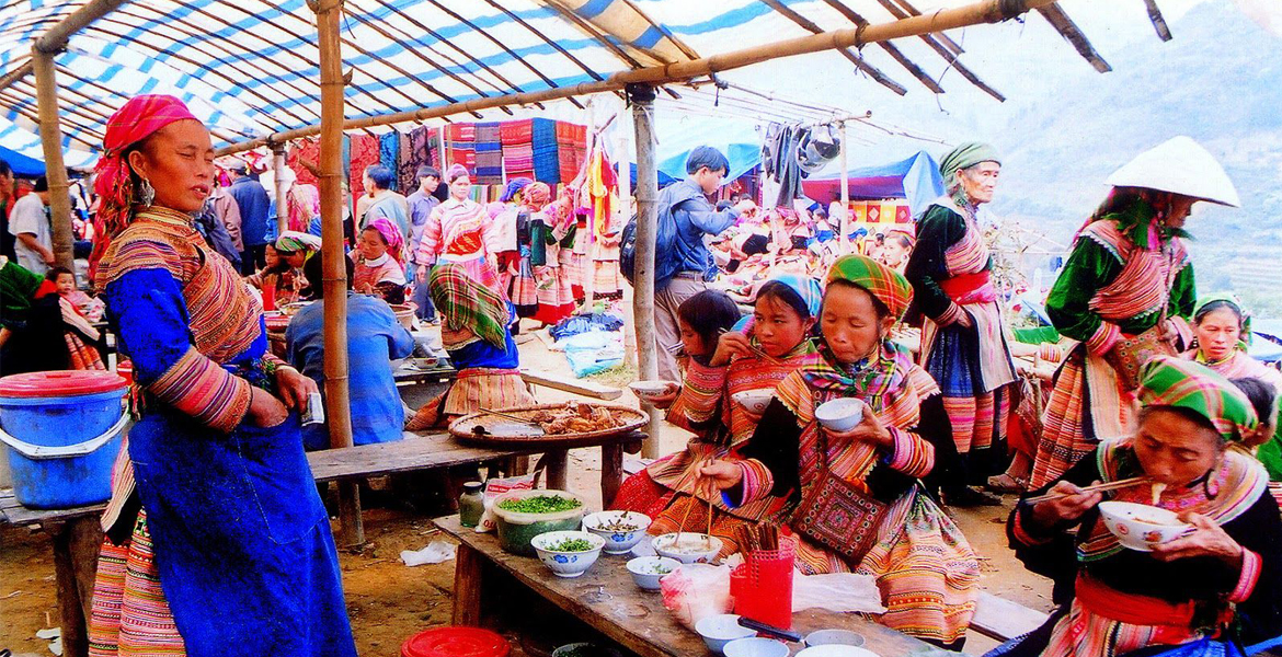 Bac Ha Market Day Tour